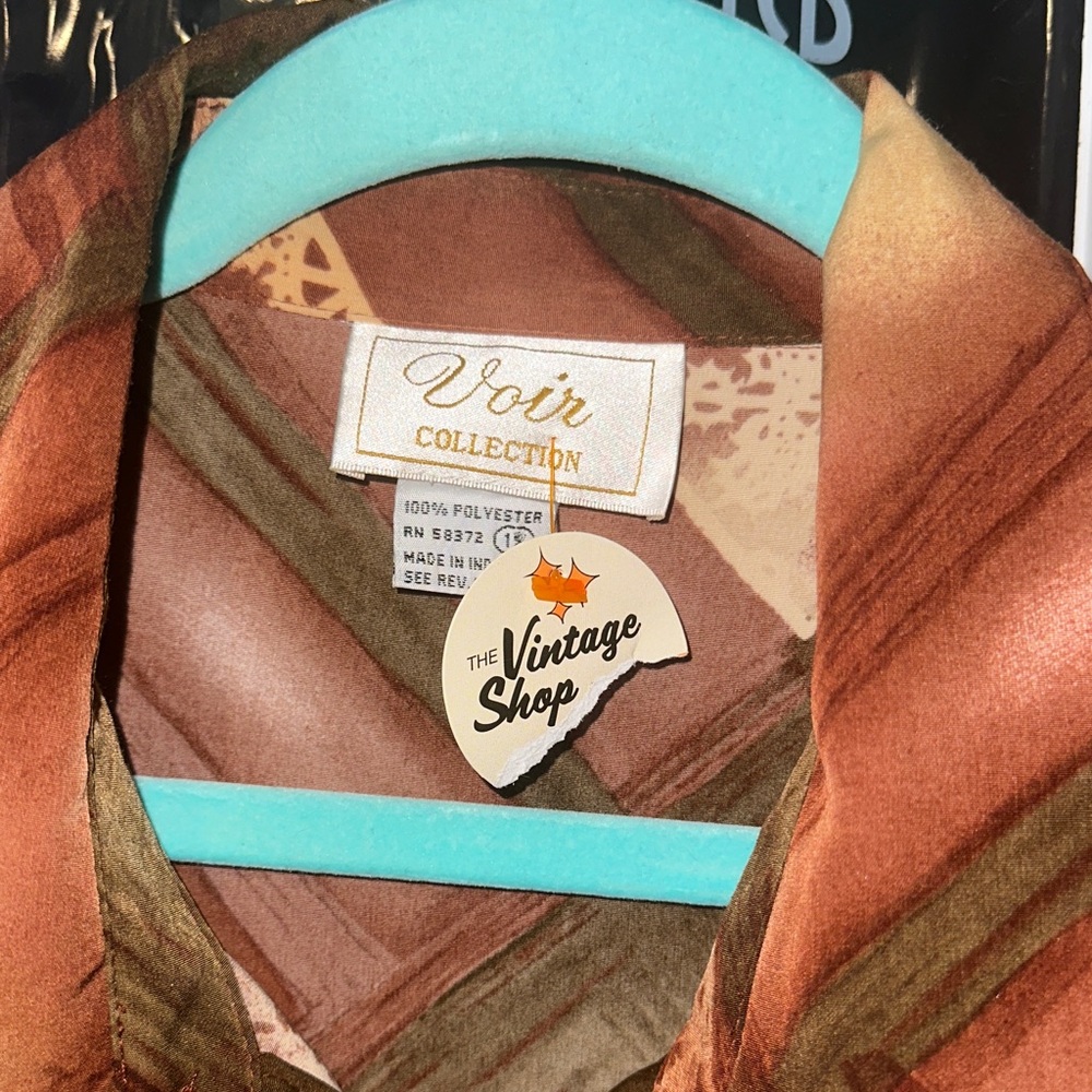 Vintage Chic Women's Brown Patterned Button-Down … - image 5